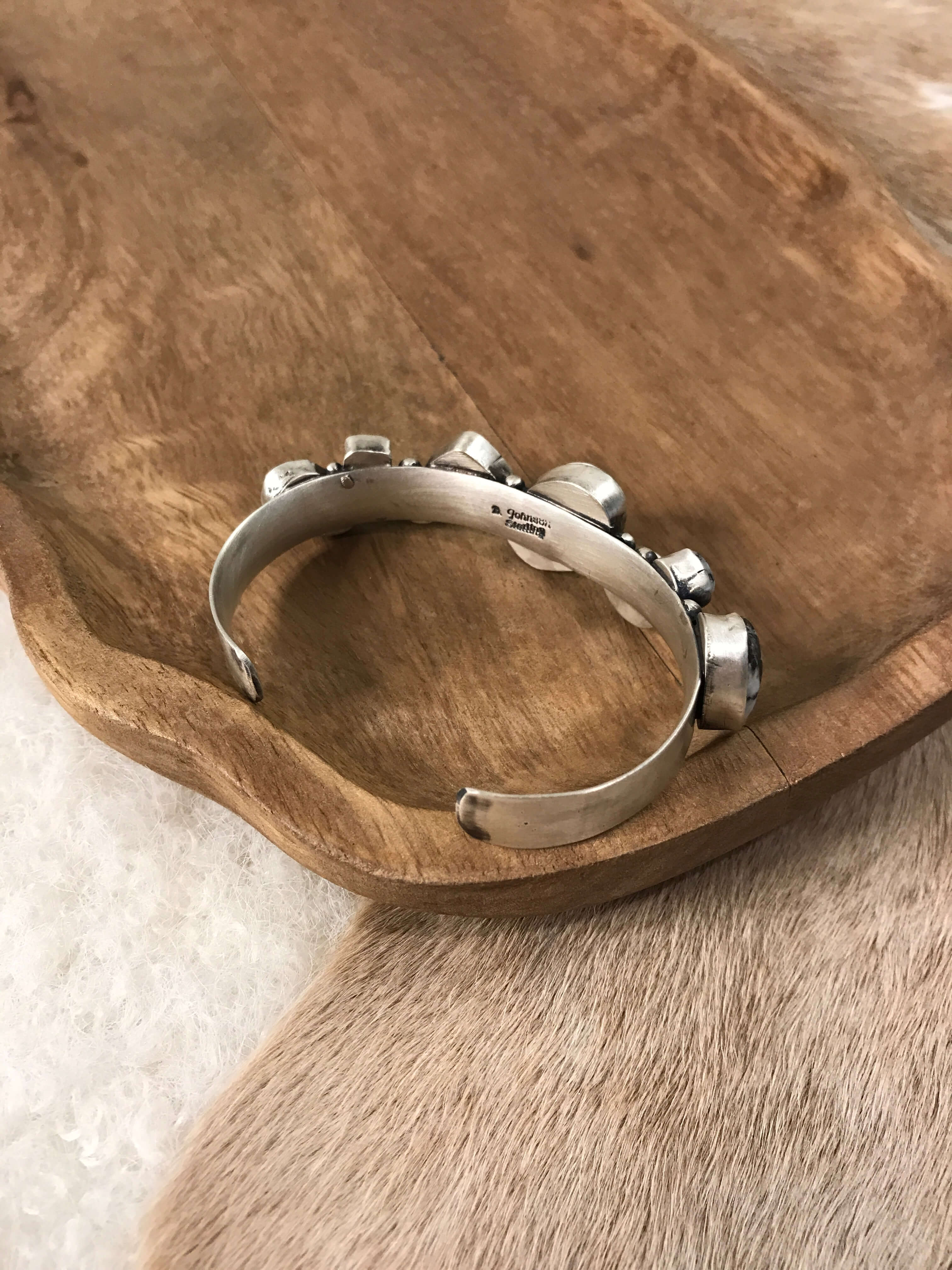 The White River Cuff - Image 5